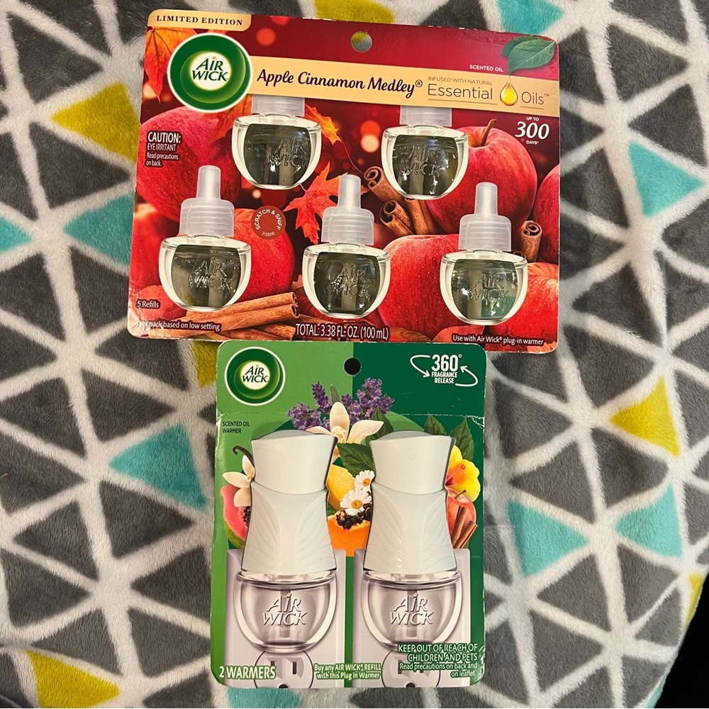 Air Wick Apple Cinnamon Medley Essential Oils(5pk) and Warmer(2pk) Set